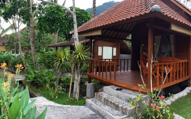 Tepi Sungai Guest House