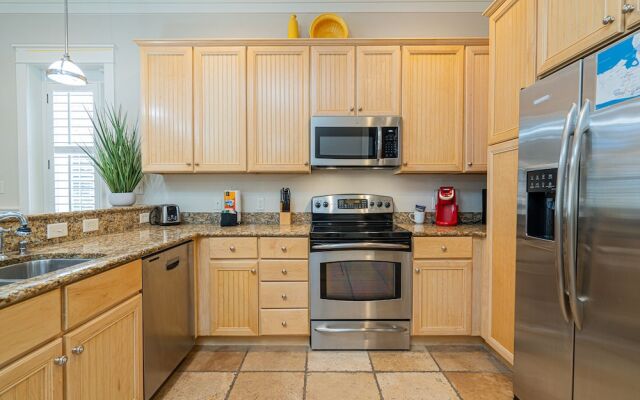 Sandestin Bungalo 46: Golf Cart, Pool, Beach