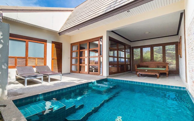 Coco Palm Beach Resort