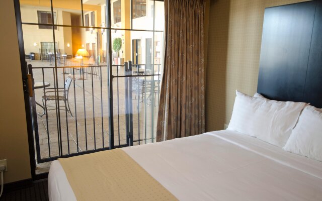Holiday Inn Hotel & Suites St. Paul NE - Lake Elmo, an IHG Hotel