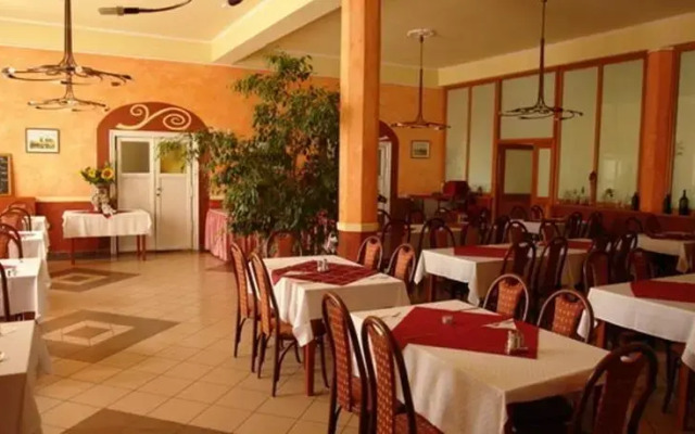 Pannon Hotel