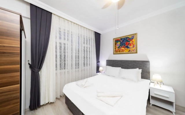 Pleasant Flat With Balcony in Kaleici