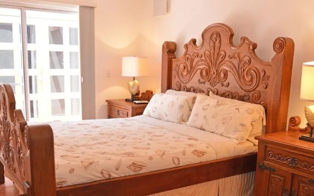 Marbrisa de Cortez by RedAwning