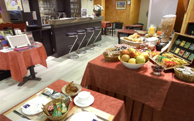 Kyriad Lille Centre Gares