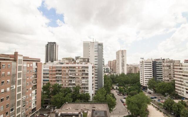 Elegant retreat business district Bernabéu