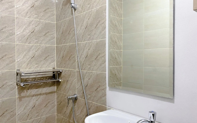 Serene And Tidy Studio Apartment Transpark Juanda Bekasi Timur