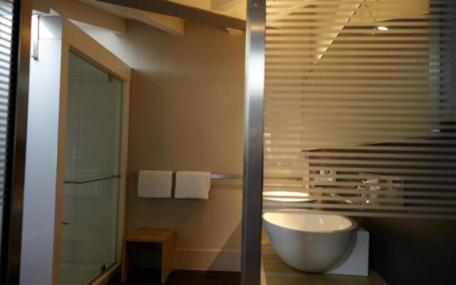 Active Hotel