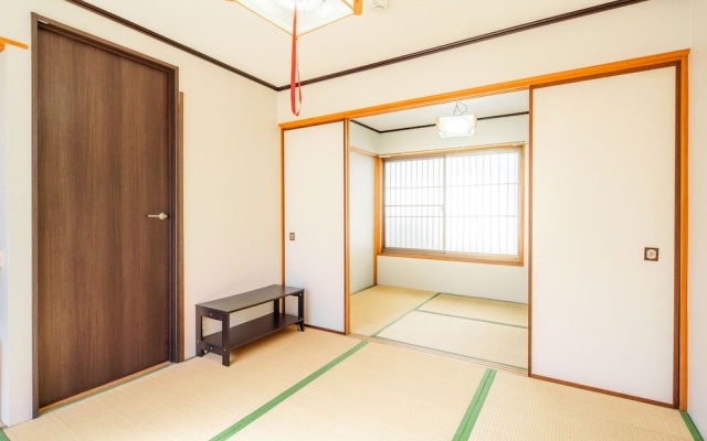 Sakuragawa no Waho House – Guest Rooms – Osaka