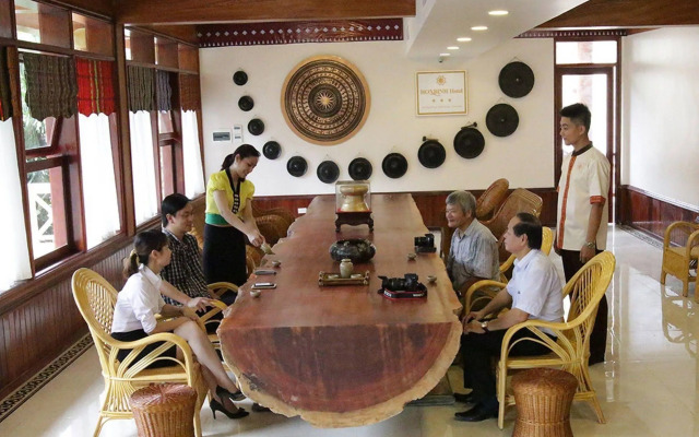 Hoa Binh Hotel