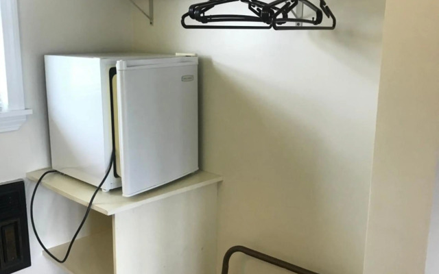 Four Seasons Motor Inn