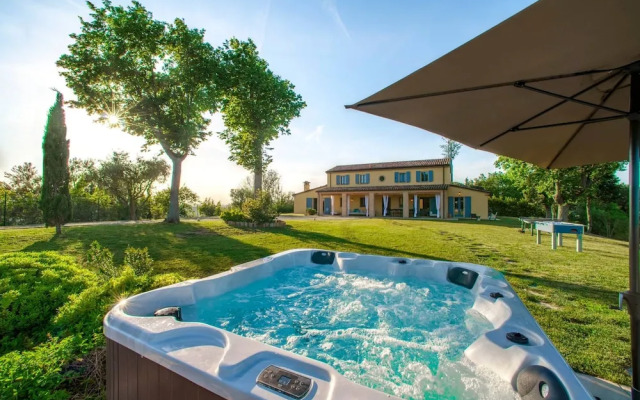 Villa Elettra 12 2 by Marche Holiday Villas