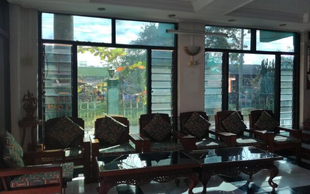 Gold Star hotel