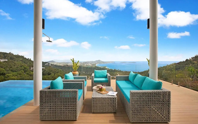 Stunning Blue Sea Villa 3BDRM Infinity Pool