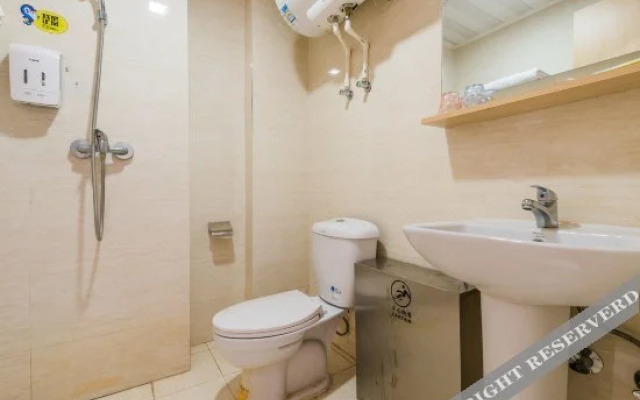 Leixin Hotel
