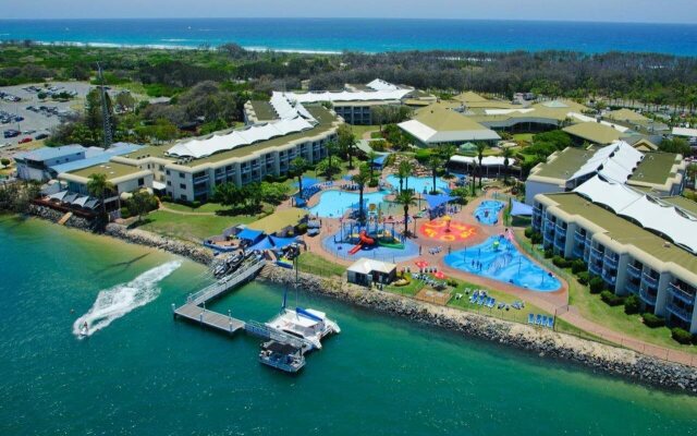 Seaden Sea World Resort & Spa