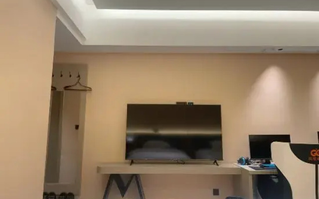 Ruili GuoGuo Esports Hotel（Rosy Cloud CIty）