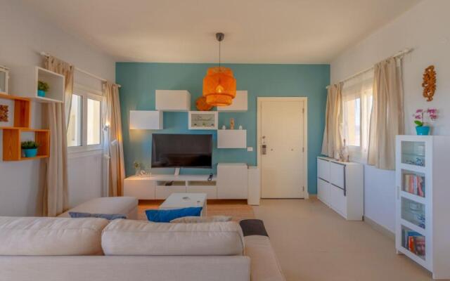 Sunny 2 Bedroom + Private Roof Terrace Lagoon View