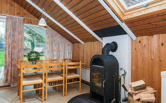 6 Person Holiday Home in Hejls