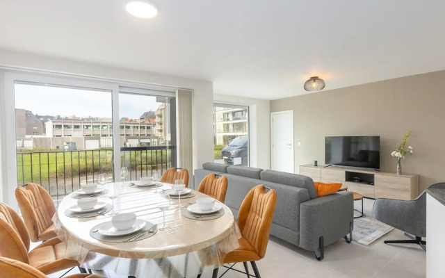 Accessible Corner Apartment