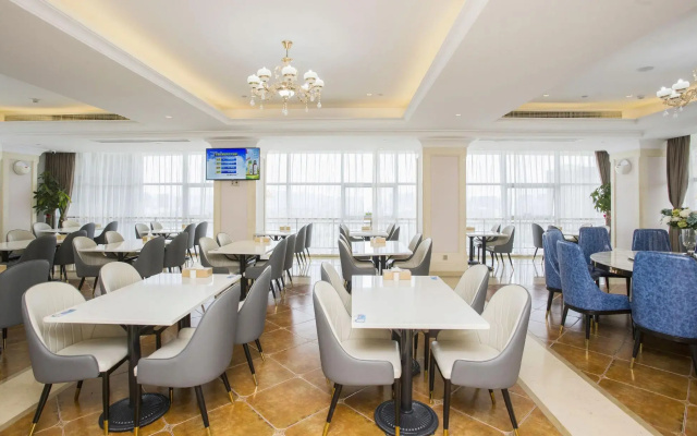 Vienna International Hotel (Dongwu South Road Hongzhuang Metro Station)