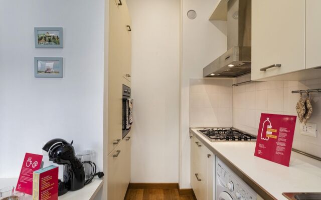 Light Apartment in Albaro by Wonderful Italy