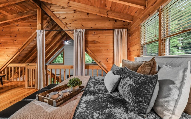 Willow Creek 2 Bedroom Cabin by RedAwning