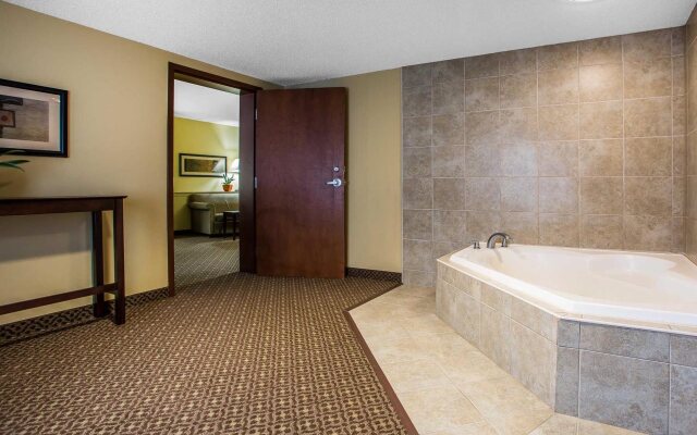 Comfort Suites Near Gettysburg Battlefield Visitor Center