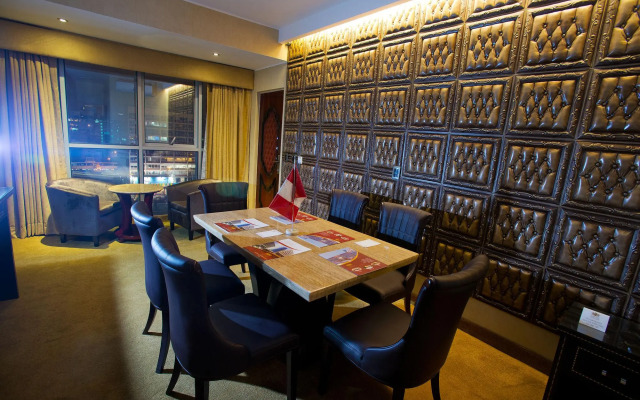 Luxury Inkari Hotel