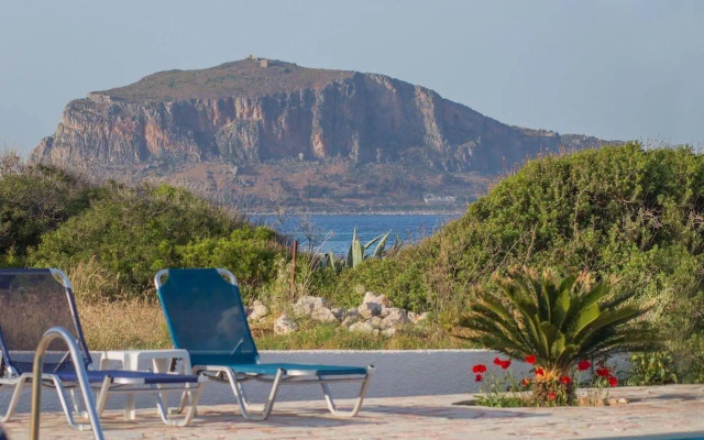 Venti Seaside Adult Hotel