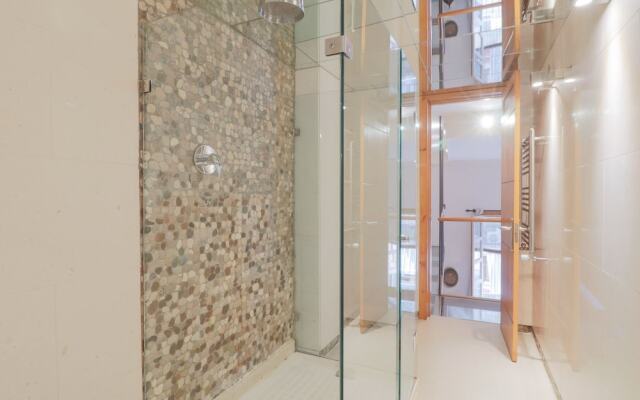 Luxury Duplex in Plaza de la Merced