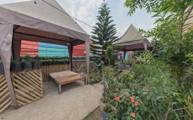 RedDoorz near Universitas Advent Indonesia