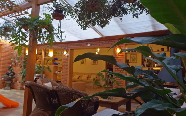 Hotel Azaleia
