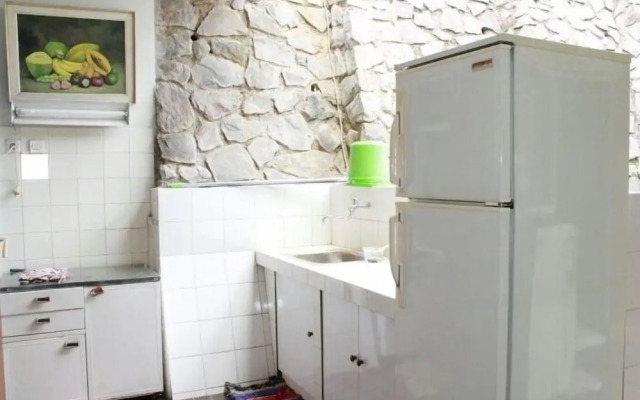 De Dago Pakar Villa by HouseinBandung