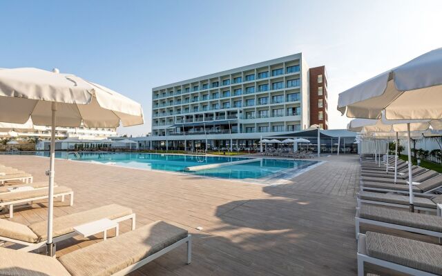 Ivi Mare - Designed for adults by Louis Hotels