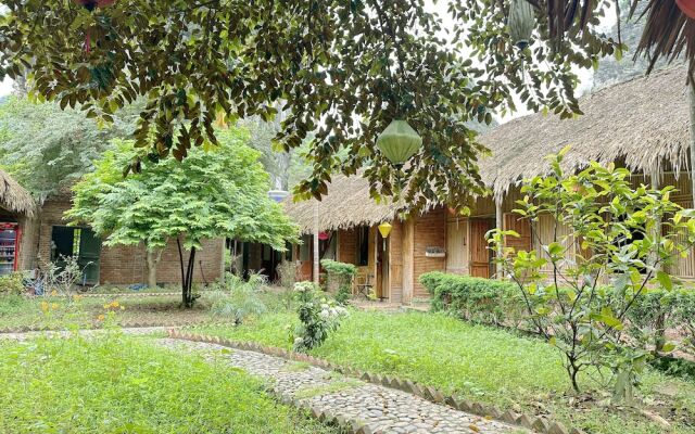 Quoc Khanh Bamboo Homestay - Hostel