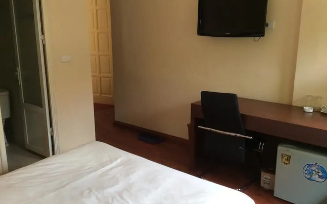 Tulip Hotel Vu Ngoc Phan