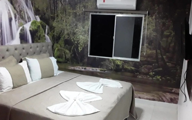 Farol da Barra Suites e Hostel