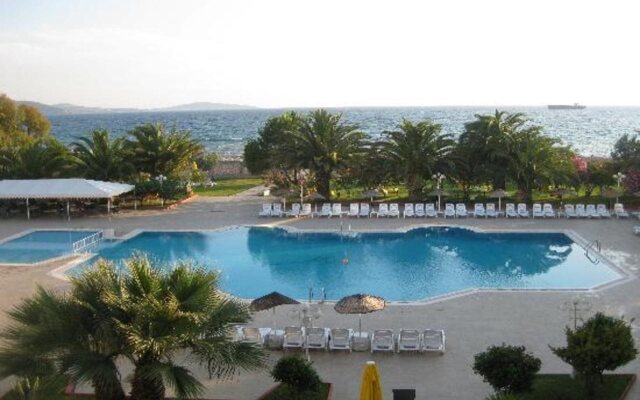 Le Monde Beach Resort & Spa