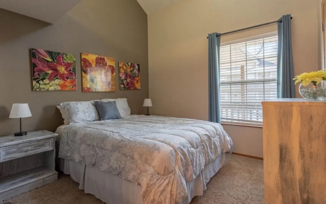 Happy Trails 2 Bedroom Condo by Redawning
