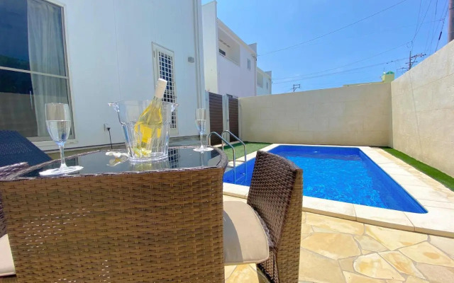 グランディオーソ沖縄プールヴィラ恩納4