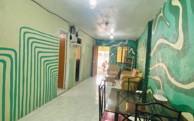 Byahero's Eskapo Hostel