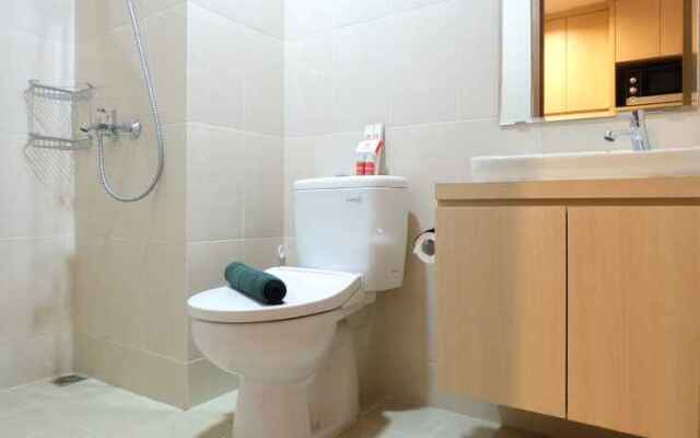 Comfortable and Clean Studio at The Oasis Apartment By Travelio