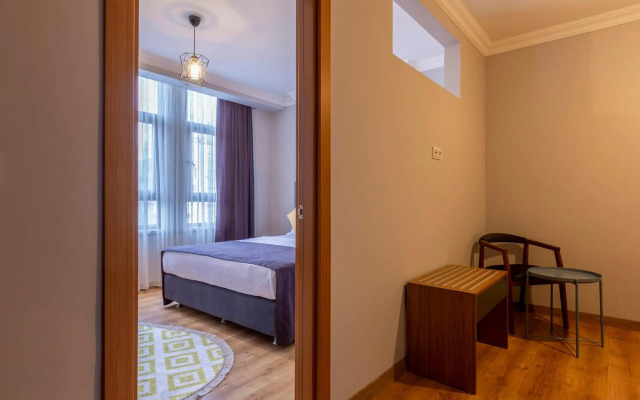 Roda Beach Resort & Spa