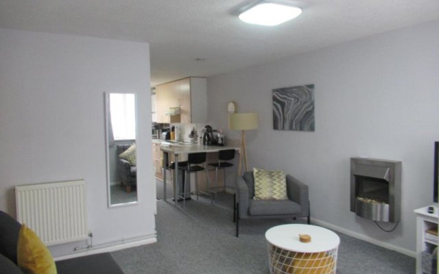 Bradley Stoke Self Contained Ground Floor Apartment