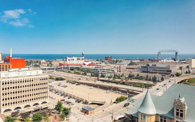 Force on 5th Avenue Hotel