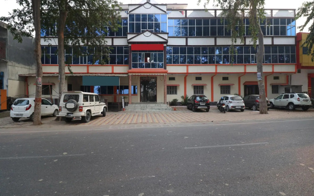 OYO 24654 Hotel Buddha