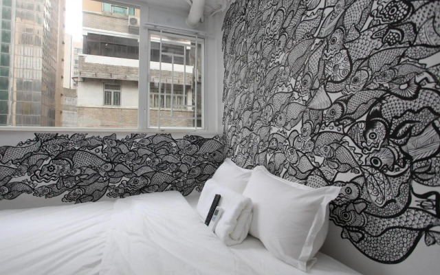 Hop Inn - Hostel