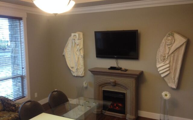 Brookside Inn Boutique Hotel