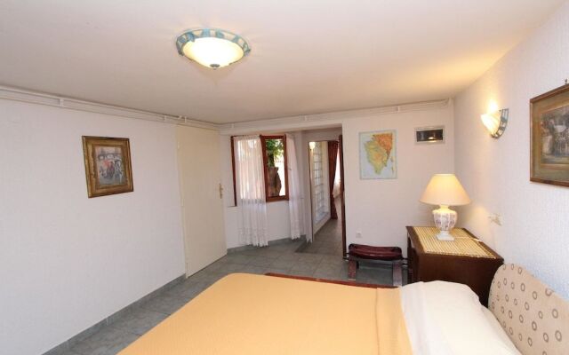 Apartments Villa Lucu