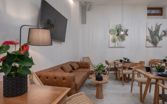 Marea Boutique Suites